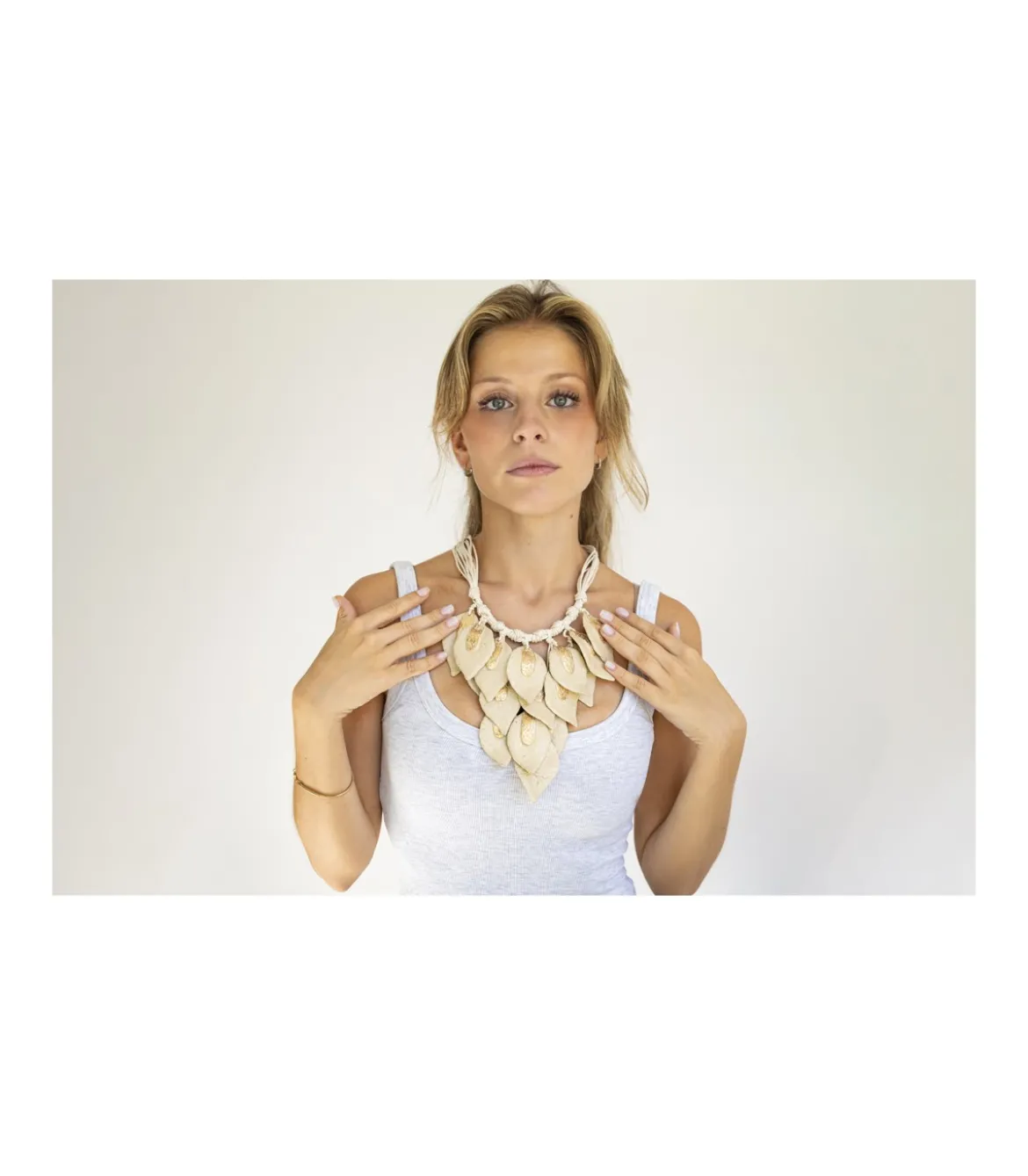 Collar Hojas