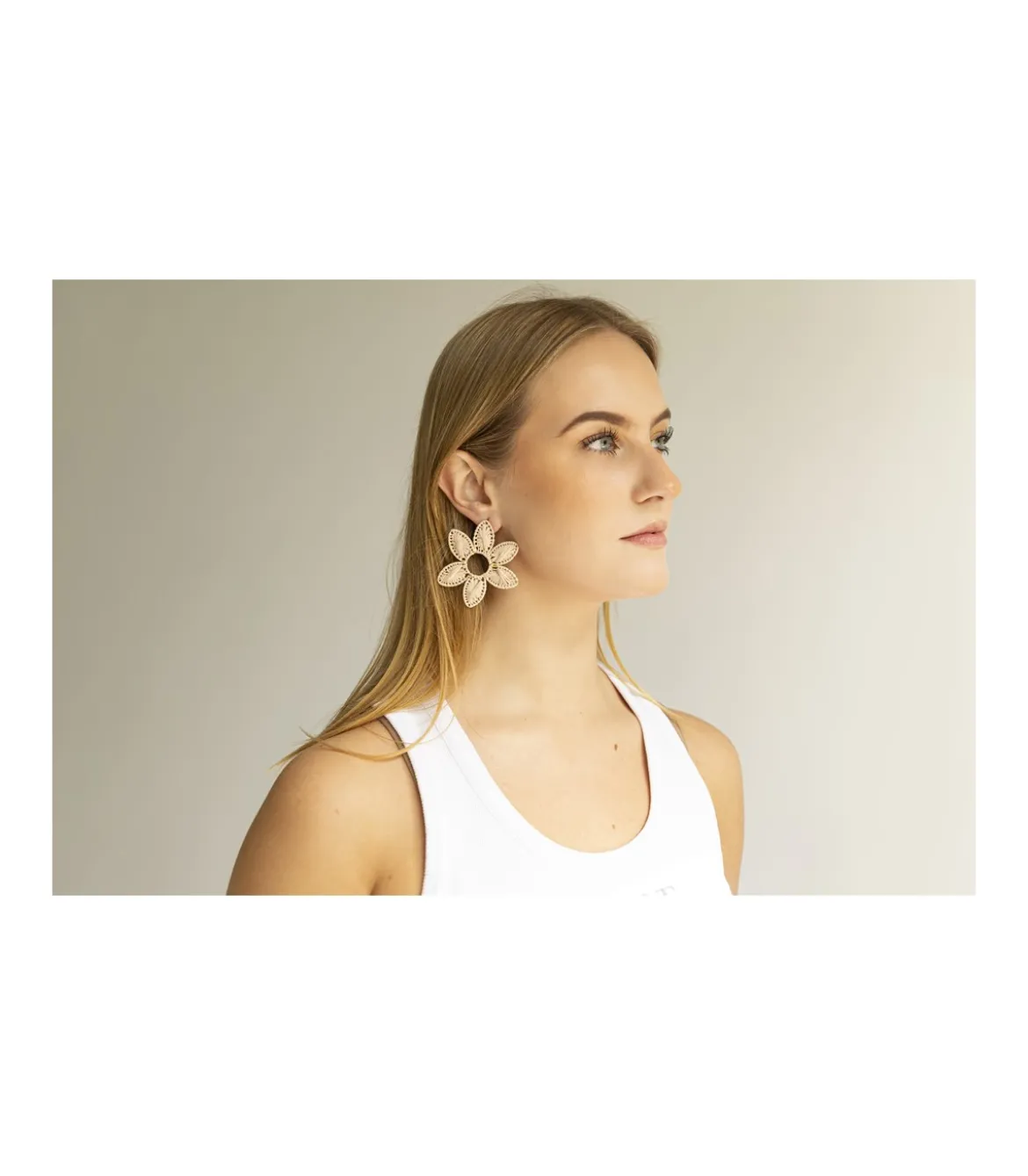 Pendientes Flor Raffia