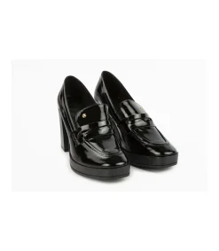 Zapato Mocasin Con Tacon Charol Mauve